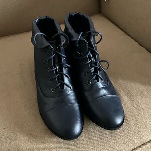 The Darcy Bootie - Women’s 12 - Comfortview